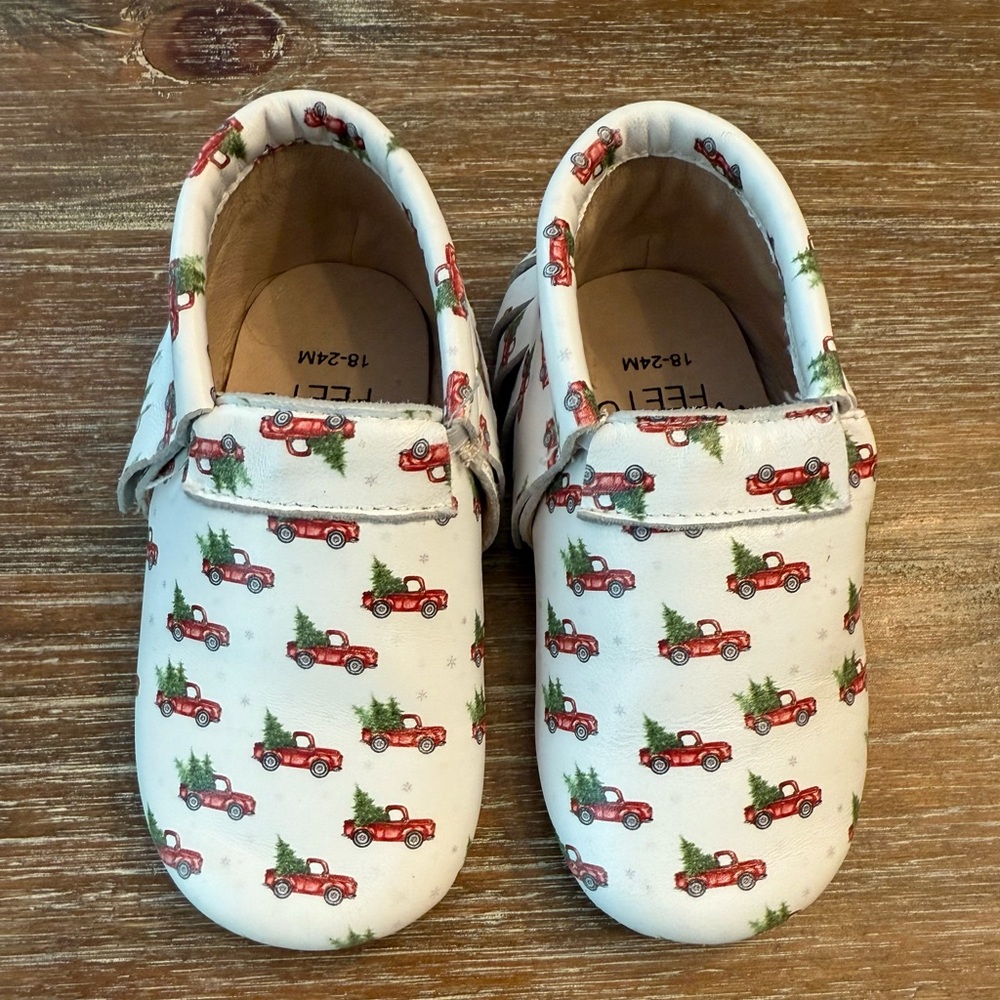 MONKEY FEET CHRISTMAS TREE & RED TRUCK BOOTIES/SHOES, 18-24M